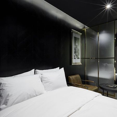 Hotel The Artist Yeoksam Seoul Exterior photo