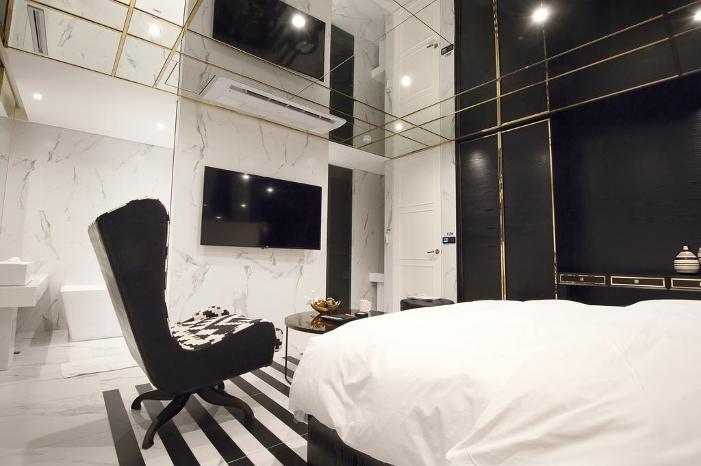 Hotel The Artist Yeoksam Seoul Exterior photo