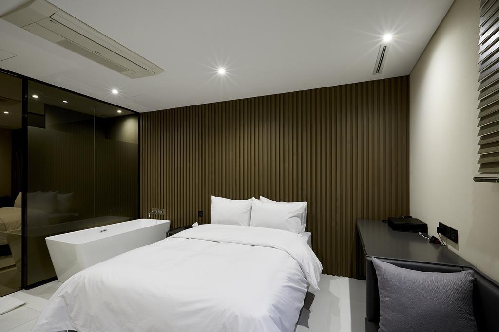 Hotel The Artist Yeoksam Seoul Exterior photo