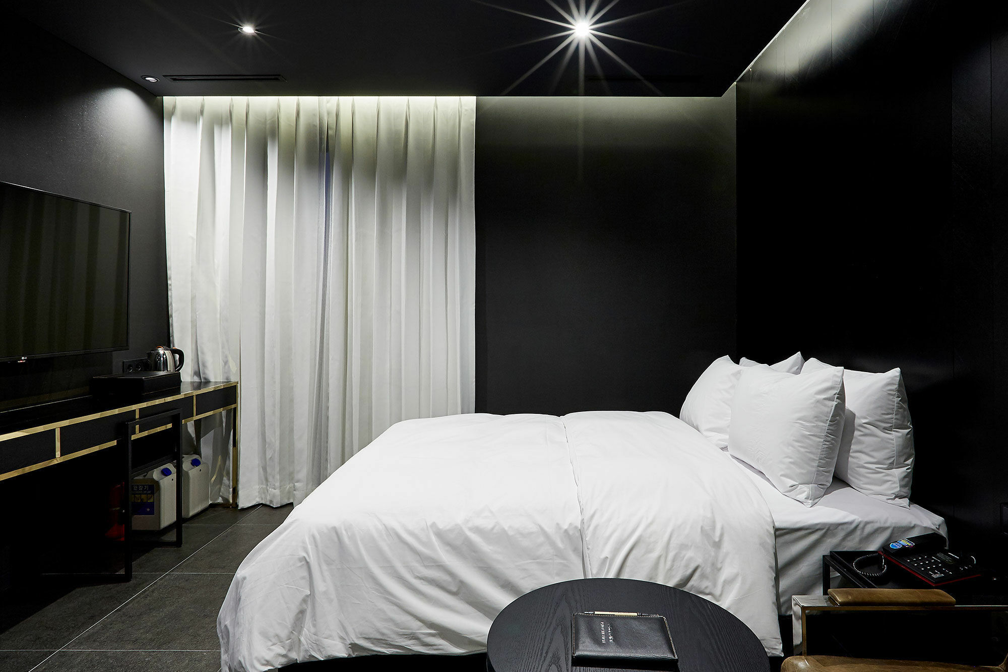 Hotel The Artist Yeoksam Seoul Exterior photo