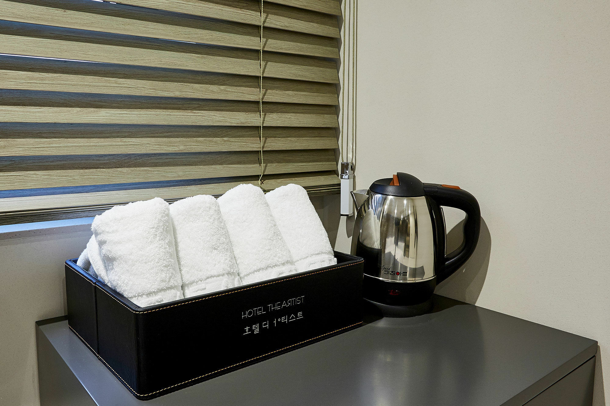 Hotel The Artist Yeoksam Seoul Exterior photo