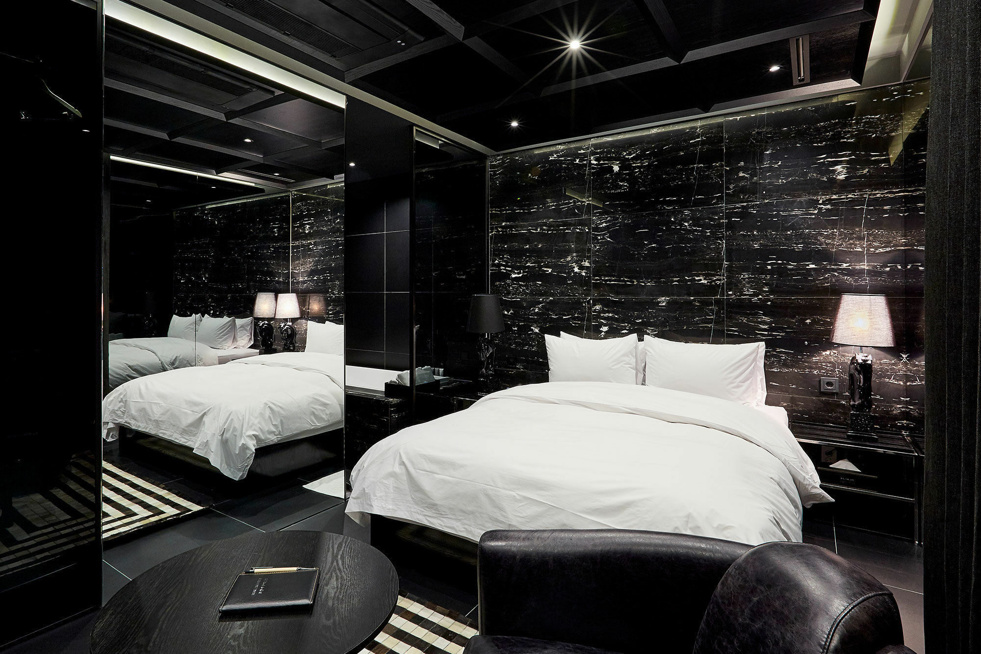 Hotel The Artist Yeoksam Seoul Exterior photo
